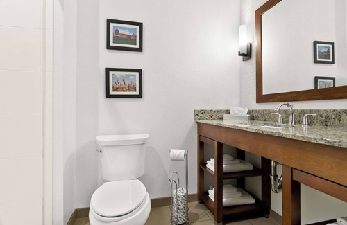 Rensselaer Hotel | Comfort Suites Rensselaer near Fair Oaks