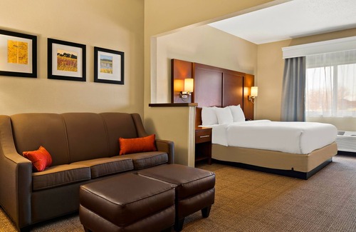 Saginaw Hotel | Comfort Suites Saginaw