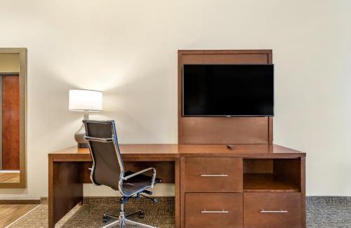 North San Antonio - SAT Hotel | Comfort Suites San Antonio Ft Sam Houston-SAMMC Area