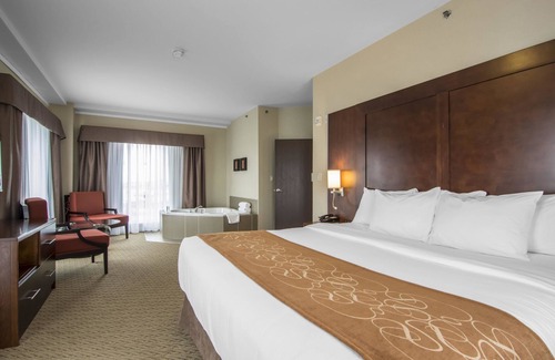 North Industrial Hotel | Comfort Suites Saskatoon