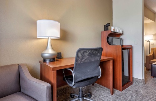 Tamarac Hotel | Comfort Suites Sawgrass