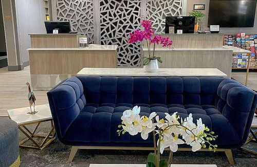 El Lago Hotel | Comfort Suites Seabrook - Kemah