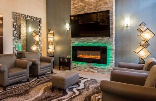 Stafford Hotel | Comfort Suites Stafford Near Sugarland