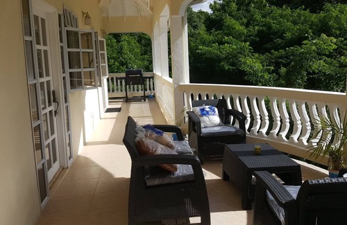 Choiseul Apartment | Comfort Suites - Three Bedroom Apartment