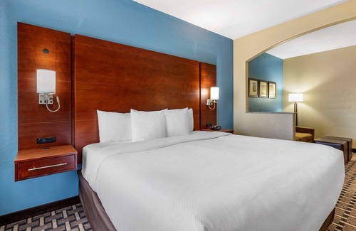 Georgetown Hotel | Comfort Suites