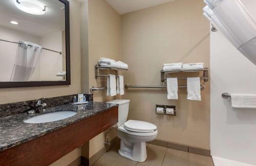 Marion Hotel | Comfort Suites