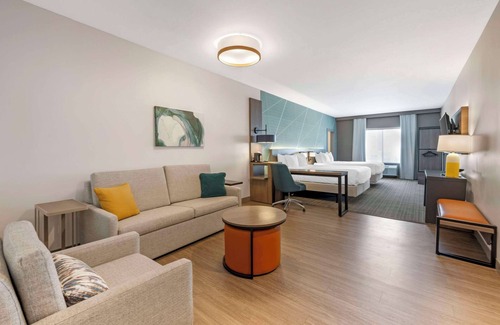 Richmond Hotel | Comfort Suites