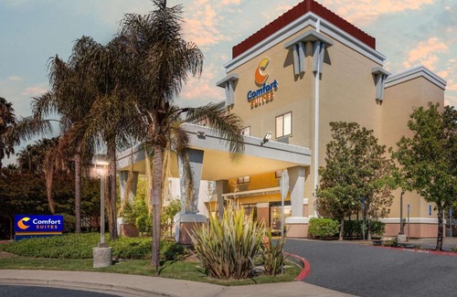 Nut Tree Hotel | Comfort Suites Vacaville-Napa Valley Area