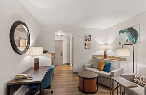Vero Beach Hotel | Comfort Suites Vero Beach I-95