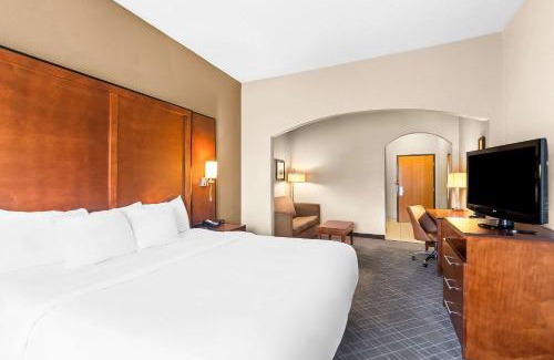 Vincennes Hotel | Comfort Suites Vincennes