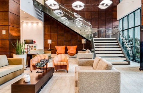 Praia do Canto Hotel | Comfort Suites Vitoria