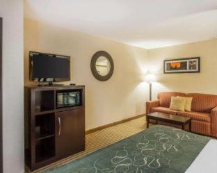 Sunnyslope Hotel | Comfort Suites Wenatchee Gateway