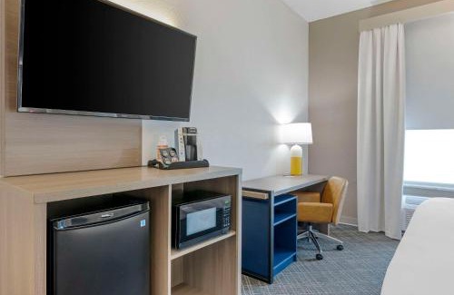 Brownsburg Hotel | Comfort Suites West Indianapolis - Brownsburg
