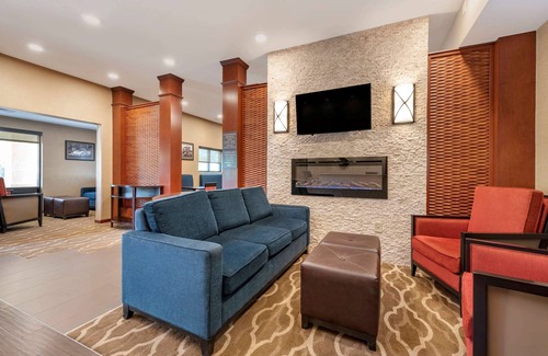 Brownsburg Hotel | Comfort Suites West Indianapolis - Brownsburg