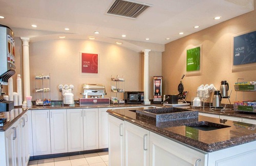 West Warwick Hotel | Comfort Suites West Warwick - Providence