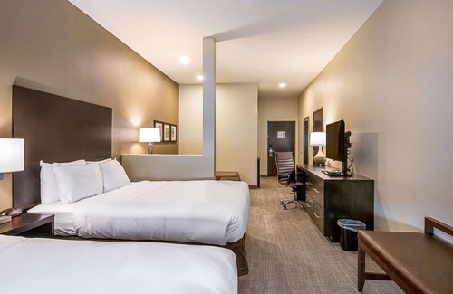 Wooster Hotel | Comfort Suites Wooster near University Campus