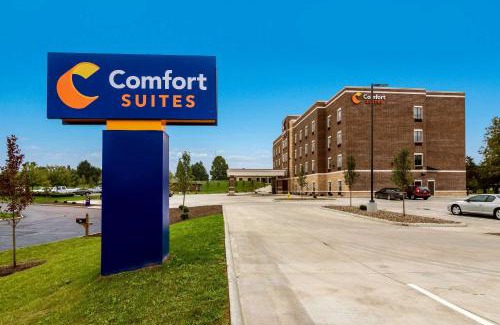 Wooster Hotel | Comfort Suites Wooster near University Campus