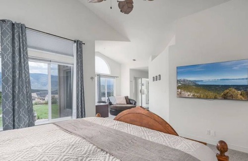 Northwest Reno House | Comfort + Views + Hot Tub Reno/Sparks/Tahoe home