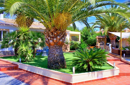 Costa Nova Villa | Comfort villa with private pool, jacuzzi, air conditioning and sauna for 6 people