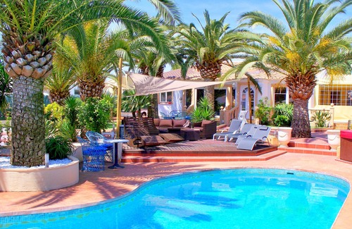 Costa Nova Villa | Comfort villa with private pool, jacuzzi, air conditioning and sauna for 6 people