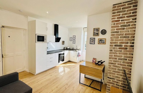 Saulaie - Claveliere Apartment | Comfortable modern T2 near Oullins metro station - Lyon