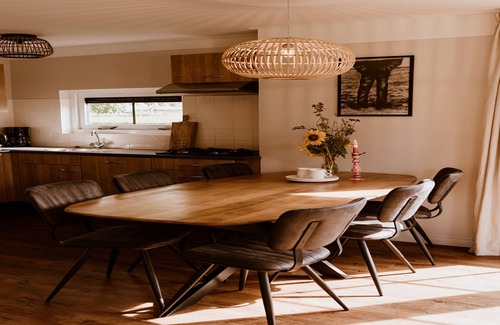 Bant House | Comfortabel 8 by Interhome