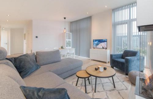 Wemeldinge House | Comfortabel en modern ingericht huis met uitzicht op het landschap 45