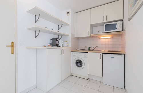 Gambetta Apartment | Comfortable 1 Bdr Downtown - AC & Parking