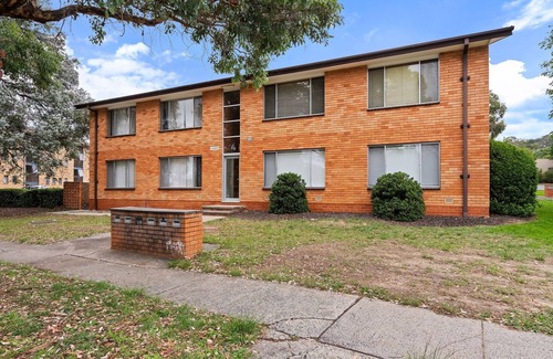 Lyons Apartment | Comfortable 1-Bed Retreat Near Canberra City