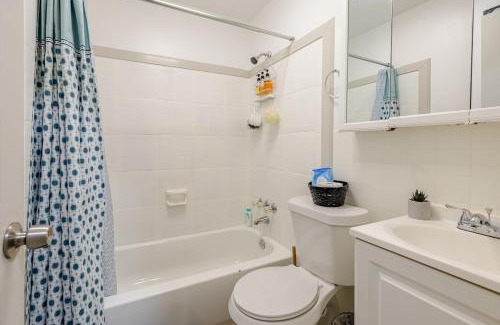 Sylvan Hills Apartment | Comfortable 2 Bedroom Near Downtown Atl Sleeps 6 Free Parking