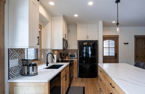 Tamarack Resort House | Comfortable 2 Bedroom Townhome | Ski in/Ski Out