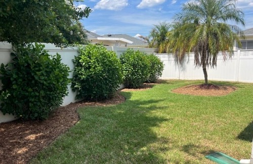 Virginia Trace House | Comfortable 2-BR home in heart of The Villages with Gas golf car,high speed WiFi