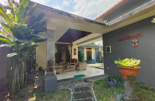 Singapadu Tengah Villa | Comfortable 2BR Villa Situated In Ubud! 3Min Drive To Bali Zoo! W/Private Pool!