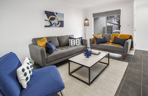 Taigum House | Comfortable 3-Bed Retreat Close Parks