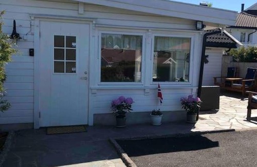 Sandefjord Apartment | Comfortable 3 bedroom Apartment on one floor.