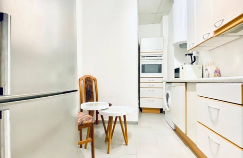 Liesing Apartment | Comfortable 3-Bedroom Apt in a Quiet Neighborhood