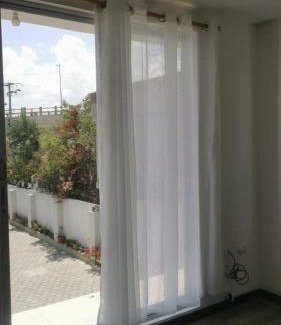 Calderon Apartment | Comfortable 3 bedroom house near the airport Quito and Portal