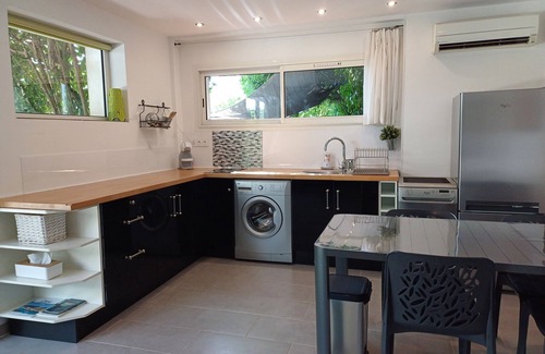 Auriol Apartment | Comfortable 3* studio with garden, swimming pool,. - Location: night/week/month (on request)