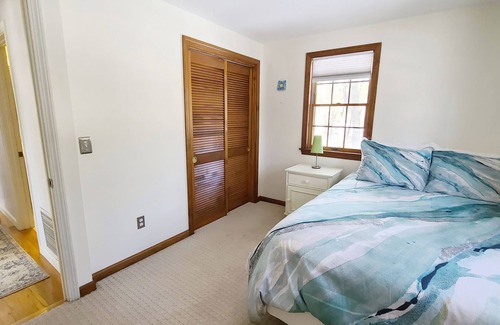 Wellfleet House | Comfortable 3BD--Central A/C, Enclosed Outdoor Shower, Deck, Close to Gull Pond