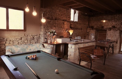 Salviac Cottage | Comfortable 4/5-person gite with shared heated pool Sarlat/Cahors