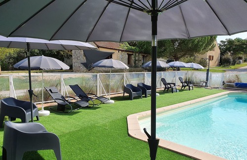 Salviac Cottage | Comfortable 4/5-person gite with shared heated pool Sarlat/Cahors