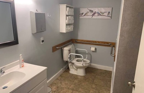 Troy House | Comfortable 4 bedroom house in Troy