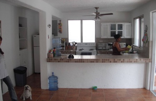Puerto Quetzal House | Comfortable 4-Bdrm Villa,Gated,Beach,Pool,A/C, Billiard/Ping Pong, Warm Weather!