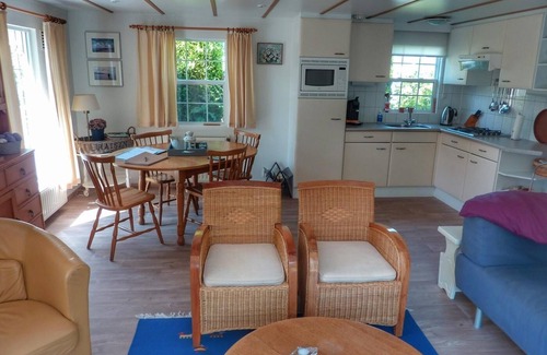 Groede House | Comfortable 4-person chalet in Groede with garden, complete kitchen and free wifi. Quiet location within walking distance of beach and nature.