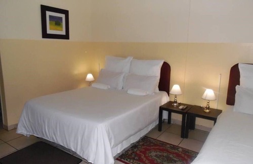 Railway Area House | comfortable accommodation in Windhoek, Namibia. (1)