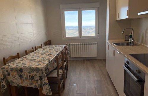 Castro Caldelas Apartment | Comfortable and quiet apartment in the old town of Castro Caldelas