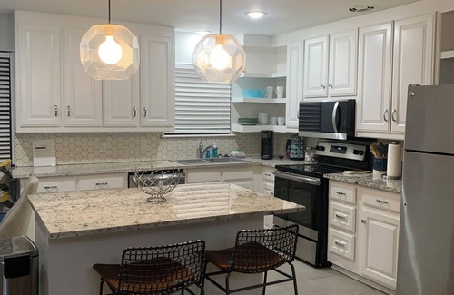 Folly Field House | Comfortable and bright. Convenient mid-cities location.