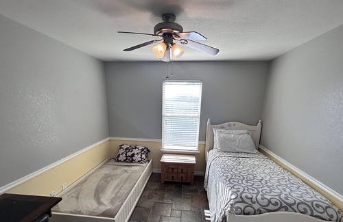 South Oklahoma City House | Comfortable and Clean Retreat