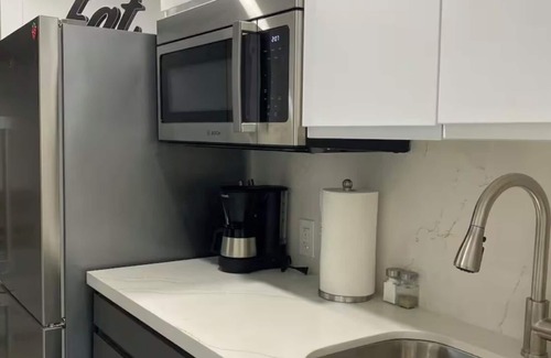North Miami Apartment | Comfortable and centric studio close to international airports and beaches