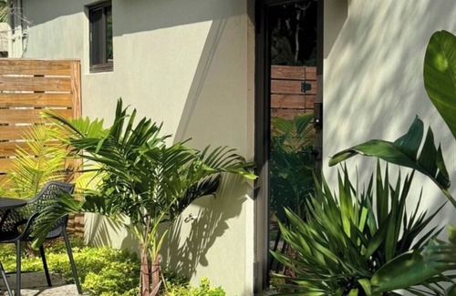 North Miami Apartment | Comfortable and centric studio close to international airports and beaches